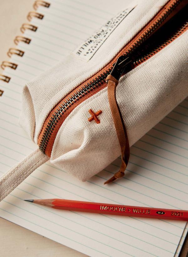 Imogene Willie The I+w Pencil Bag In Natural