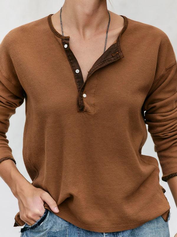 Imogene Willie Midweight Vintage Henley In Field Brown