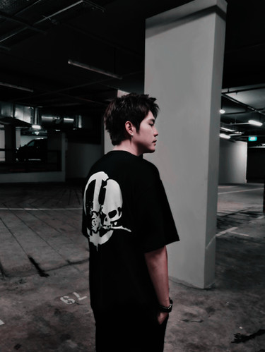 Imperfect IMPERFECT X VENTURO OVERSIZED TEE (BK)