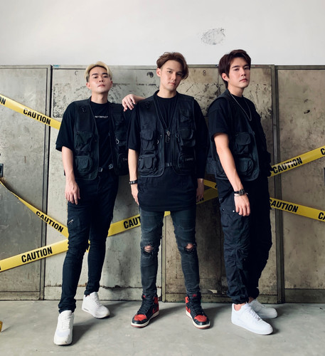 Imperfect MULTI-POCKET UTILITY VEST