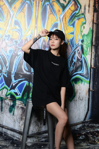 Imperfect OVERSIZED TEE (BK)