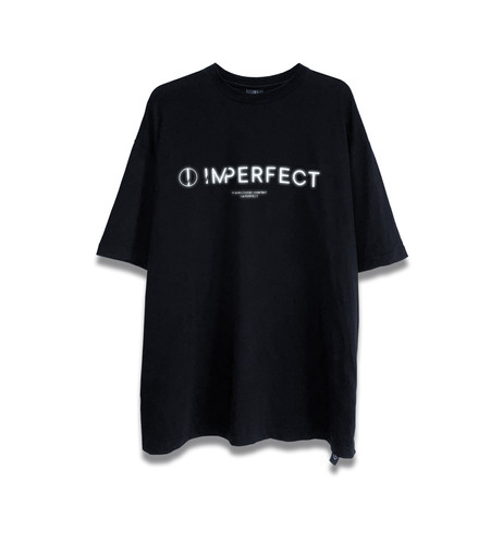 Imperfect REFLECTIVE OVERSIZED TEE