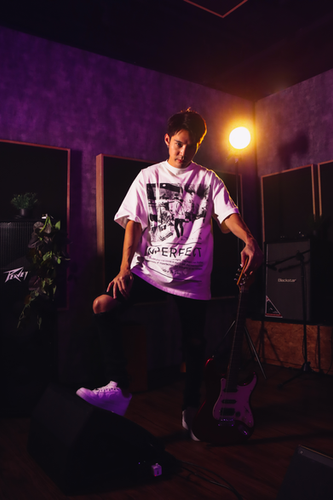 Imperfect ROCK STAR OVERSIZED TEE (WT)