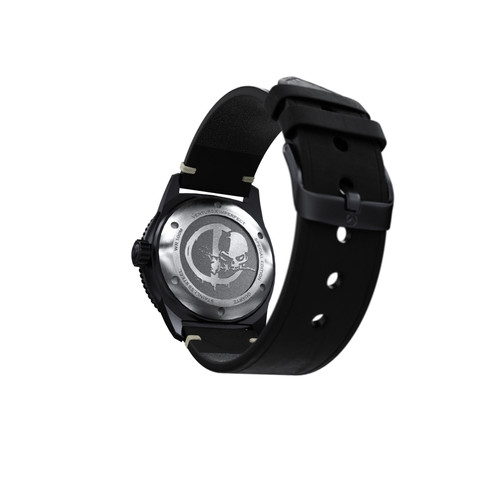 Imperfect VENTURO X IMPERFECT SKINDIVER WATCH