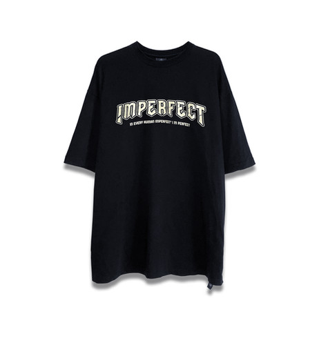 imperfect VINTAGE FONT OVERSIZED TEE