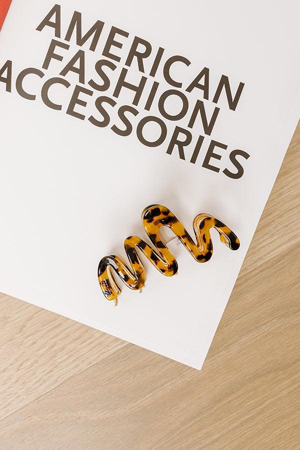 impressions Girl On The Go Hair Claw Clip in Golden Honey