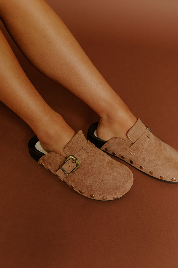 Impressions The Toni Faux Suede Clogs In Chocolate