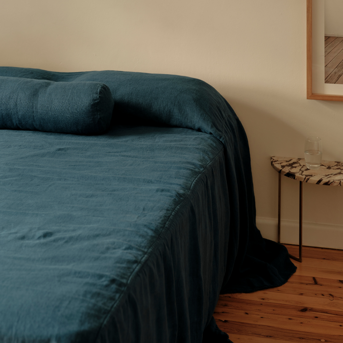 In Bed Heavy Linen Bed Covers