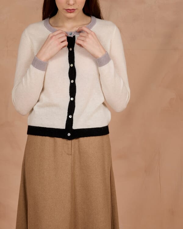 In Bed With You CONTRAST-EDGE PRINT CARDIGAN WITH POCKETS COL. 022