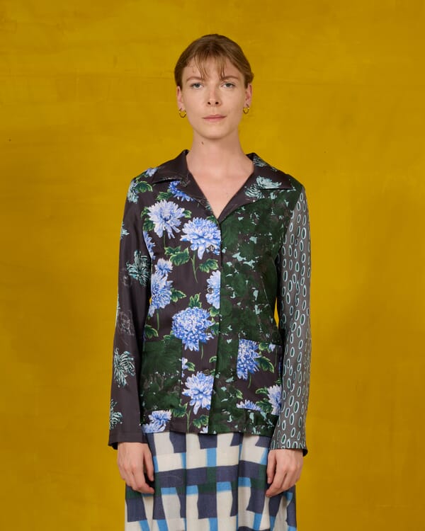 In Bed With You CONTRAST-EDGE PRINT CARDIGAN WITH POCKETS COL. 122