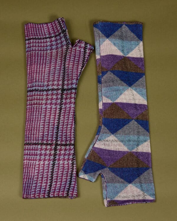 in bed with you CONTRAST-EDGE TARTAN PRINT CARDIGAN WITH POCKETS COL. 014