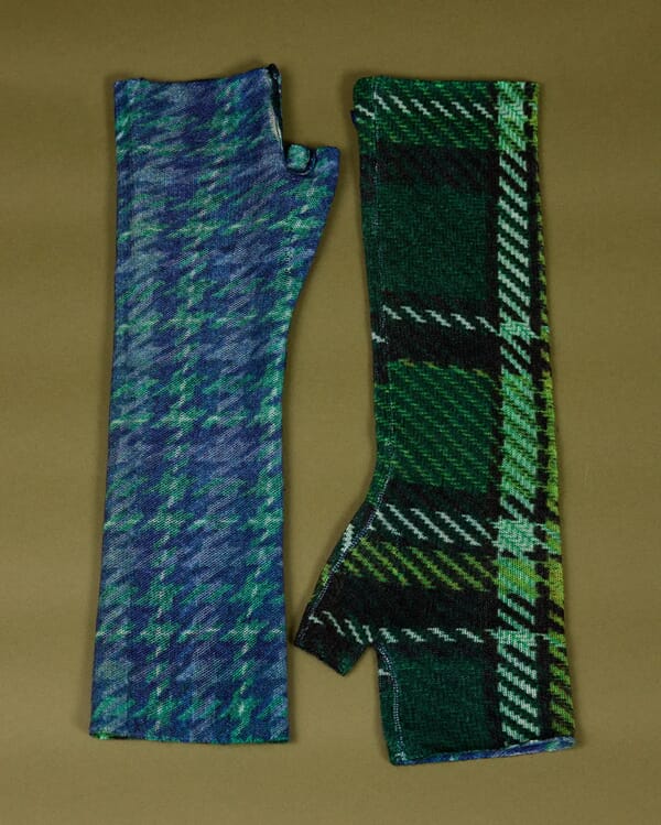 in bed with you FLORAL PRINT V NECK JUMPER COL. 104