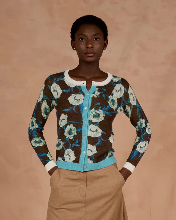 in bed with you SOLID COLOR PRINT BATWING SLEEVES V NECK JUMPER WITH CONTRAST TRIM COL.051