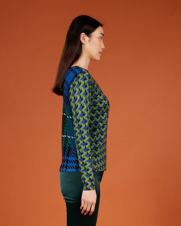 In Bed With You SOLID COLOR PRINT BATWING SLEEVES V NECK JUMPER WITH CONTRAST TRIM COL.011