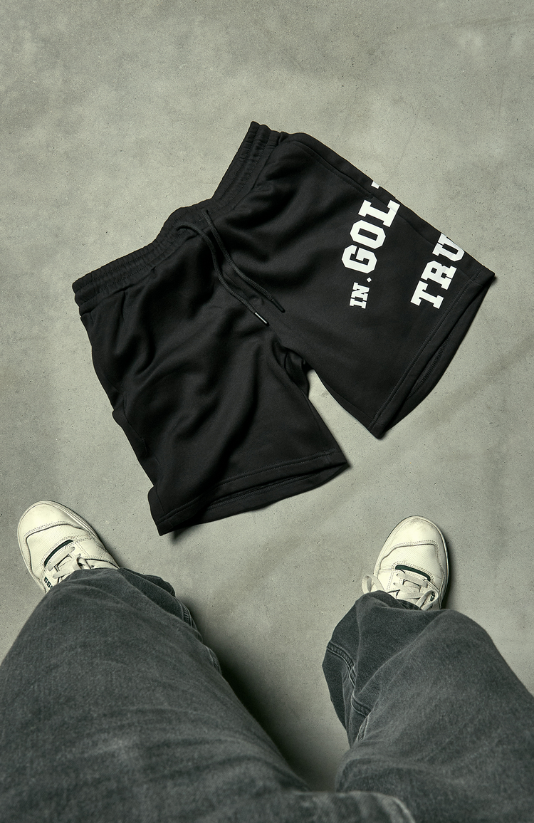 In Gold We Trust The Shorter Black