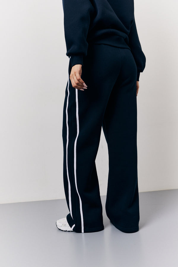 In The Style Fits Navy Fits Wide Leg Side Stripe Co-Ord Jogger Navy