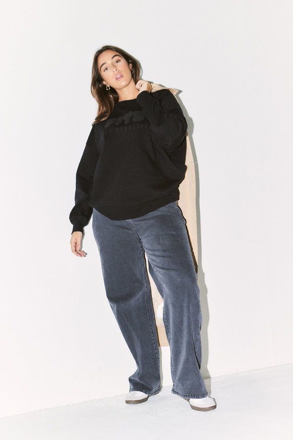 In The Style Fits Printed Fits Crew Neck Sweatshirt Black