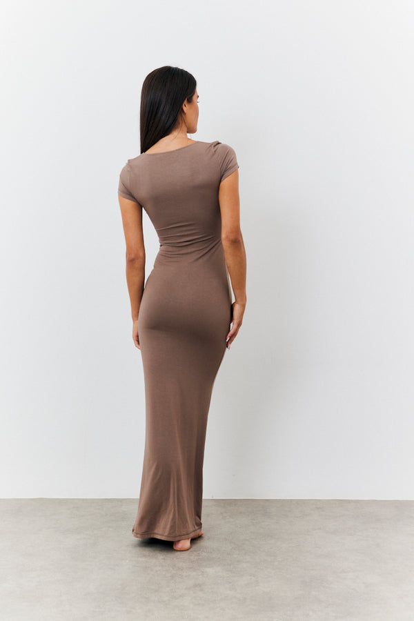 In The Style Fits Sculpting Cap Sleeve Maxi Dress Mocha