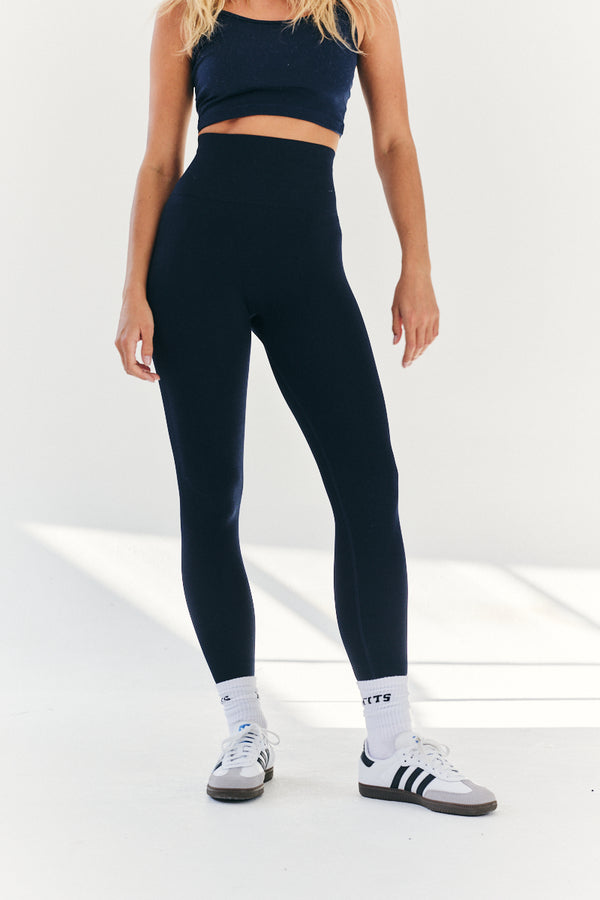 In The Style Fits Seamless High Waist Bum Boosting Leggings Navy