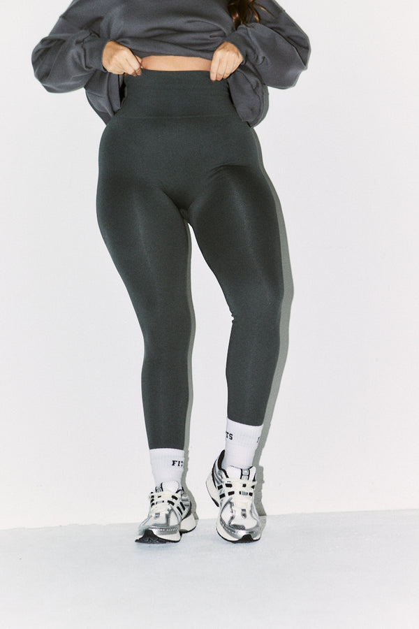 In The Style Fits Seamless High Waisted Bum Boosting Leggings Charcoal