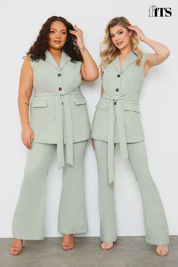 In The Style Fits Tailored Fit And Flare Trouser Ecru