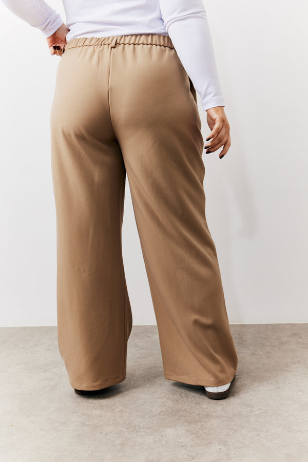 In The Style In The Style Adjustable Waist Pleat Wide Leg Trouser Brown