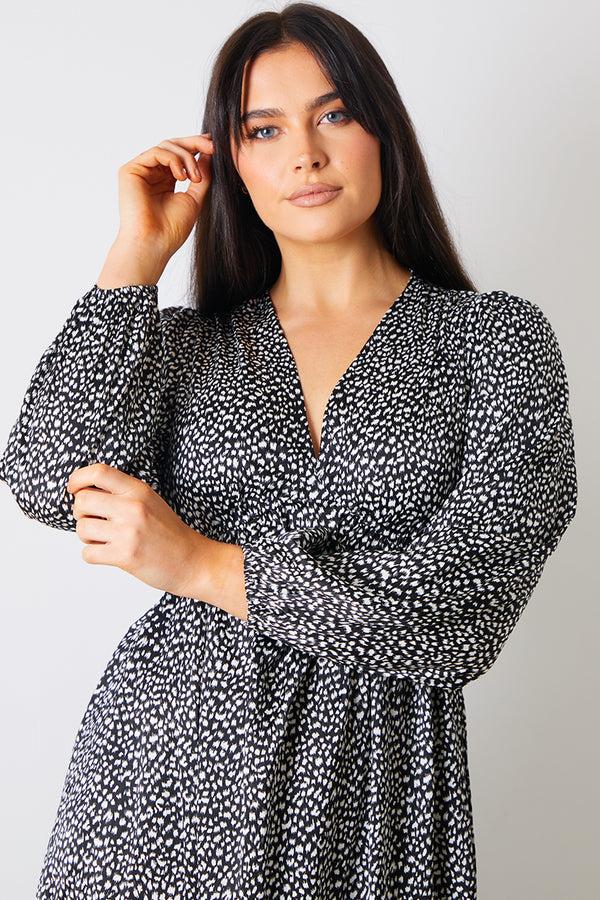 In The Style In The Style Animal Print Smock Midi Dress Black