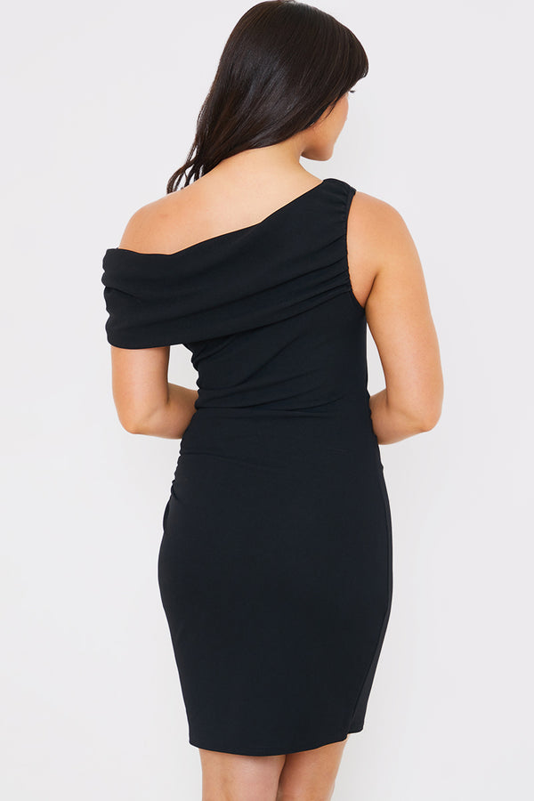 In The Style In The Style Asymmetric Ruched Mini Dress Black