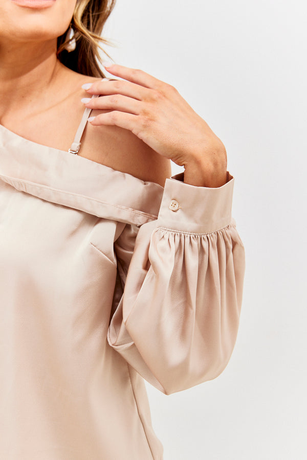 In The Style In The Style Asymmetrical Satin Blouse Champagne