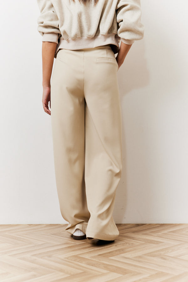 In The Style In The Style Beige Waistband Detail Tailored Trouser Beige
