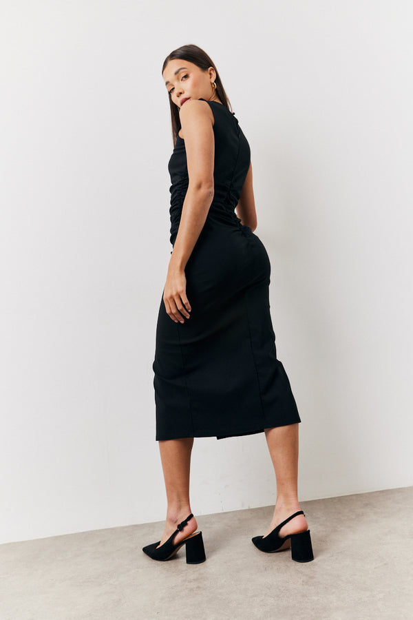 In The Style In The Style Black Bengaline Ruched Midi Dress Black