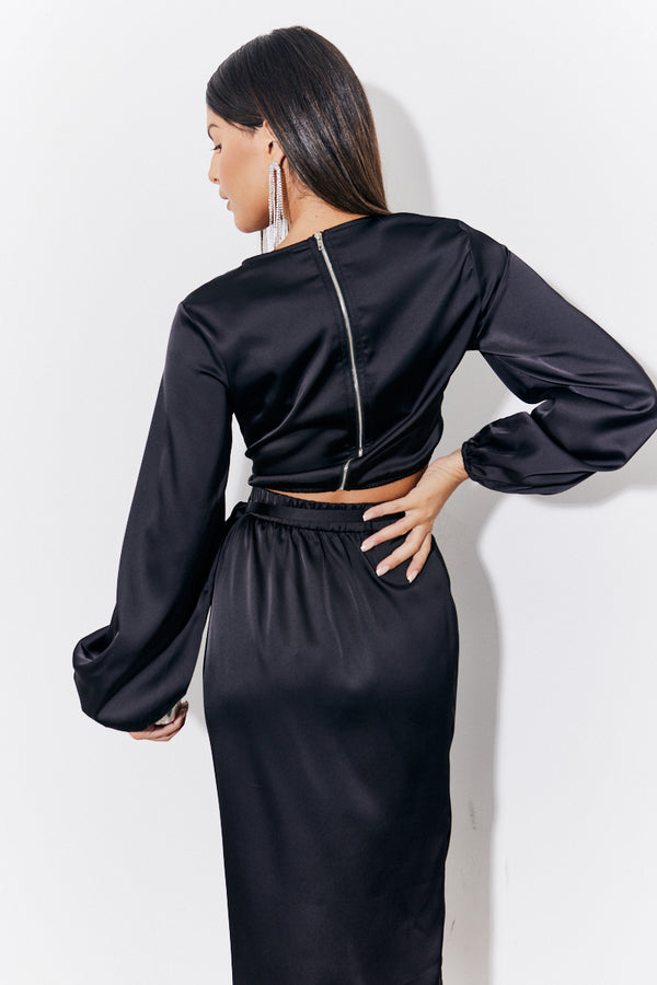 In The Style In The Style Black Curved Hem Satin Top Black