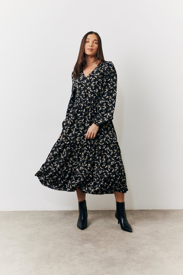 in the style In The Style Black Ditsy Floral Printed Wrap Midi Dress Black