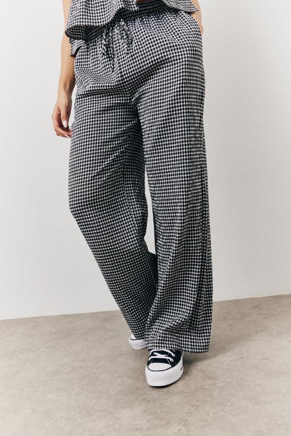 In The Style In The Style Black Gingham Wide Leg Trousers Black