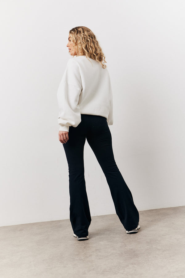 In The Style In The Style Black Kickflare Leggings Black