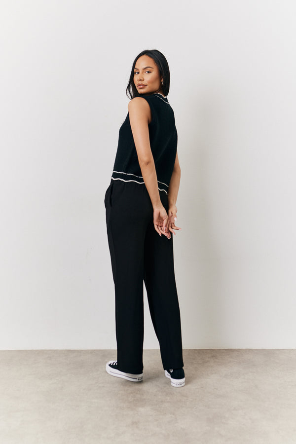 In The Style In The Style Black Knitted Contrast Scallop Edge Waistcoat Monochrome