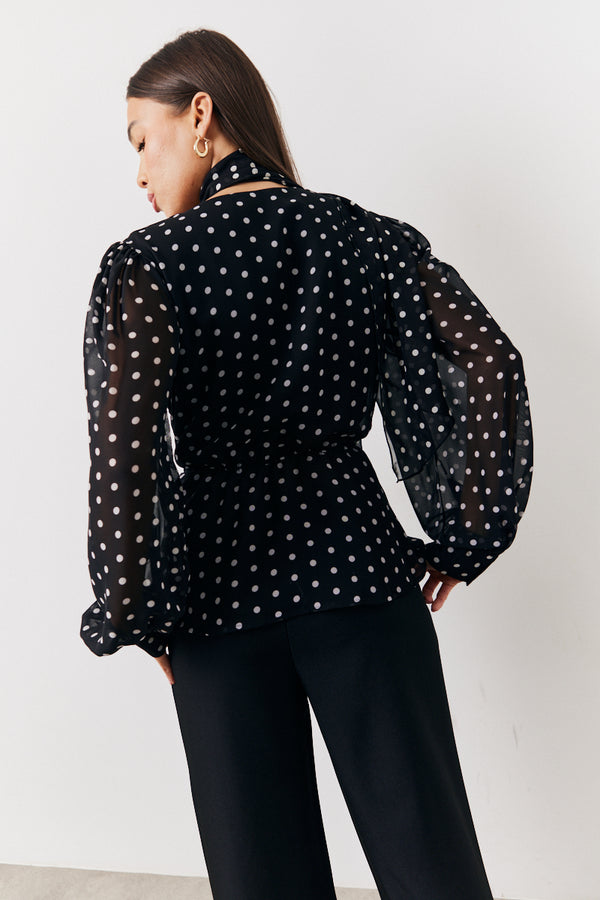 In The Style In The Style Black Polka Dot Tie Neck Blouse Black