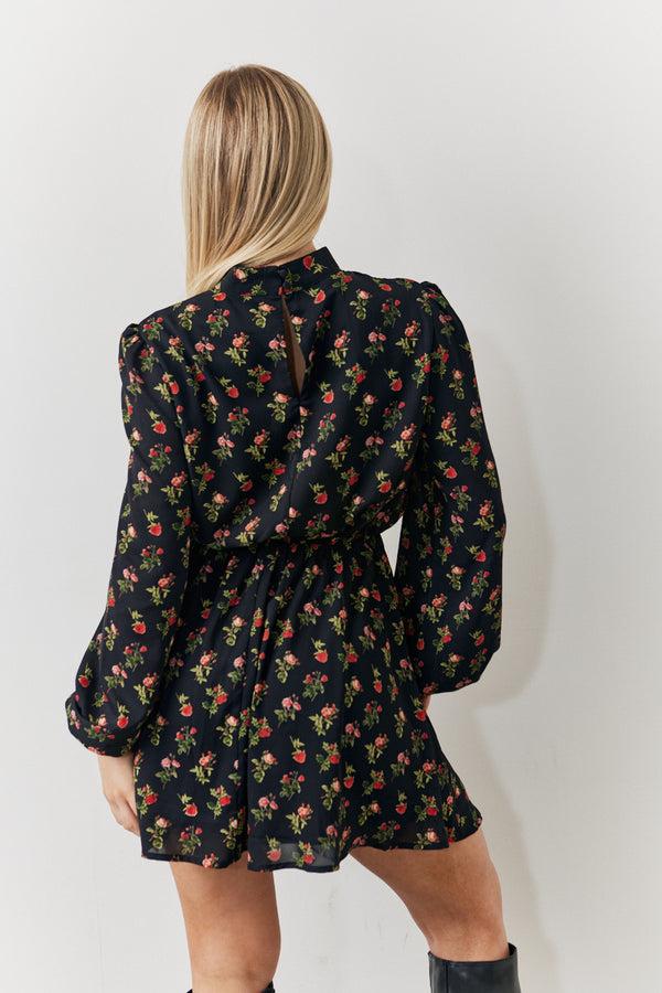 In The Style In The Style Black Rose Print High Neck Mini Dress Black