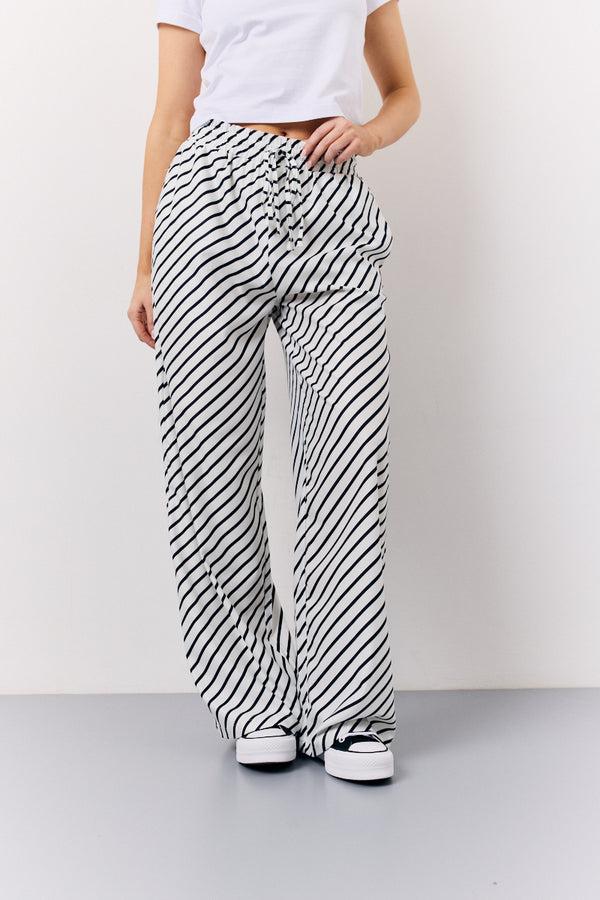 In The Style In The Style Black & White Striped Drawstring Trouser Multi