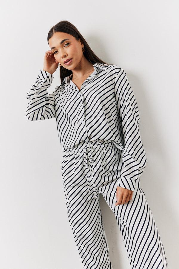 in the style In The Style Black & White Striped Shirt Multi in the style In The Style Black & White Striped Shirt Multi