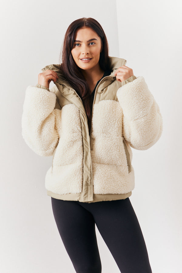 in the style In the Style Borg Contrast Puffer Coat Sage