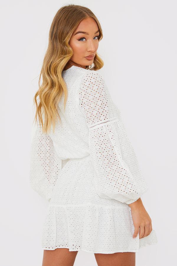 In The Style In The Style Broderie Balloon Sleeve Tiered Mini Dress White