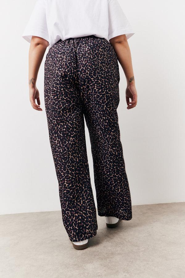 In The Style In The Style Brown Leopard Print Trousers Brown