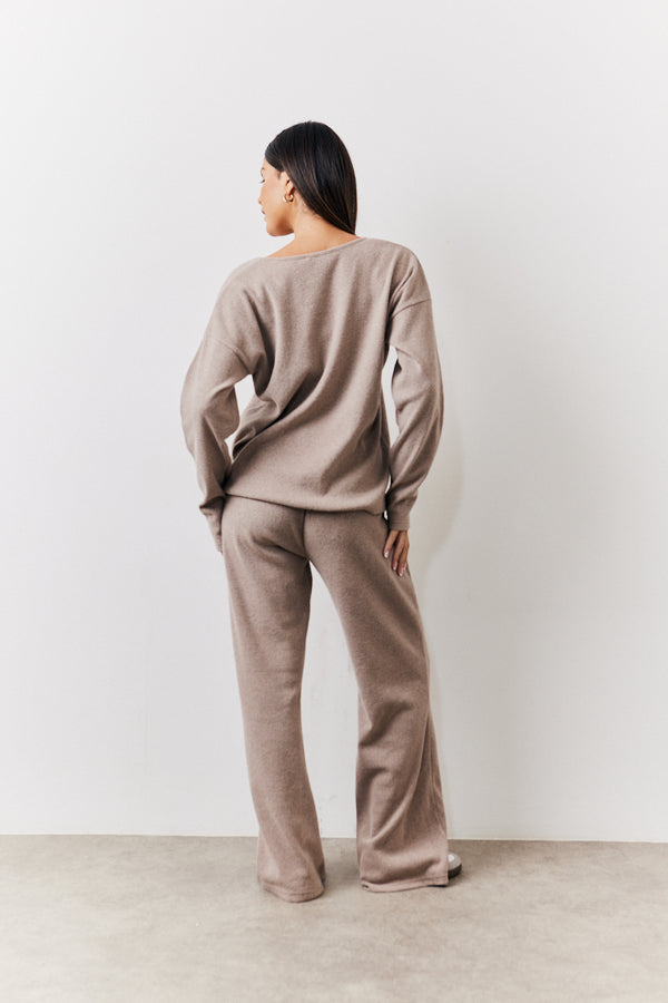 In The Style In The Style Brushed Rib V Neck Co Ord Top Mocha