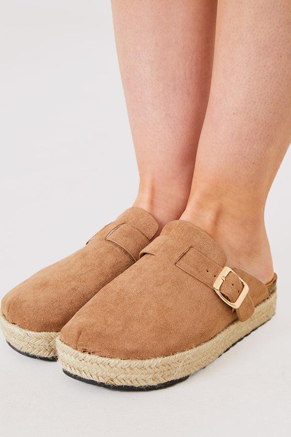 In The Style In The Style Buckle Detail Mule Flat Shoe Beige
