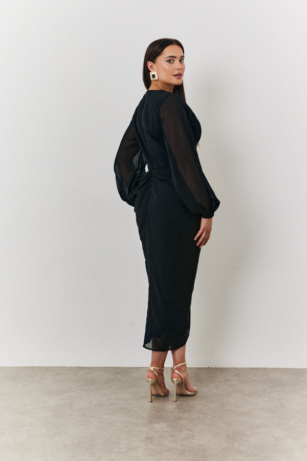 In The Style In The Style Chiffon Long Sleeve Slit Detail Midi Dress Black