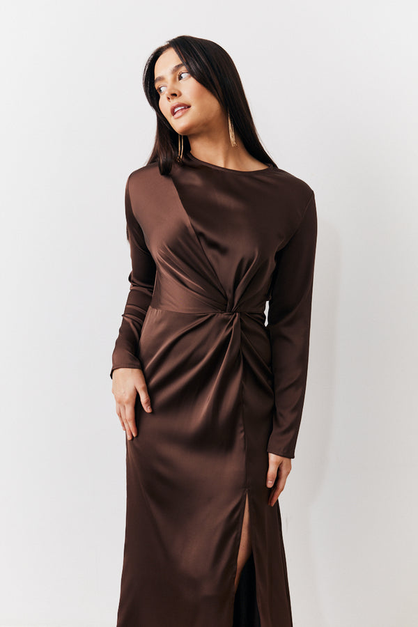 In The Style In The Style Chocolate Satin Twist Detail Maxi Dress Chocolate
