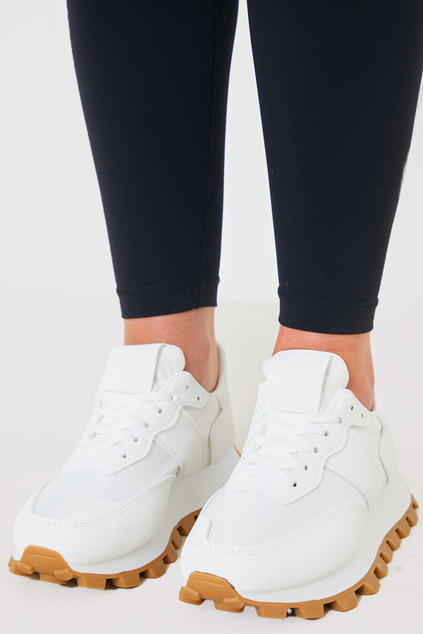 In The Style In The Style Chunky Rigged Sole Sports Trainer White