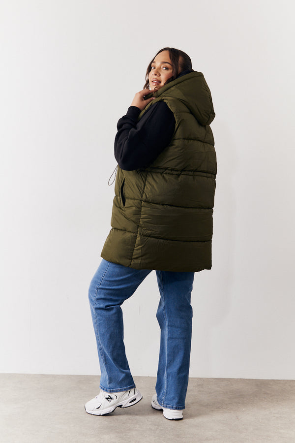 In The Style In The Style Cinched Waist Gilet Olive