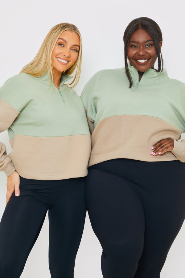 In The Style In The Style Colourblock Half Zip Sweatshirt Sage
